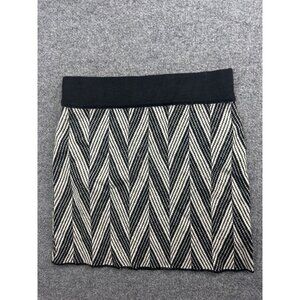 Fenn Wright Manson Wool Skirt Women's S Black White Chevron Knit Pull On Short
